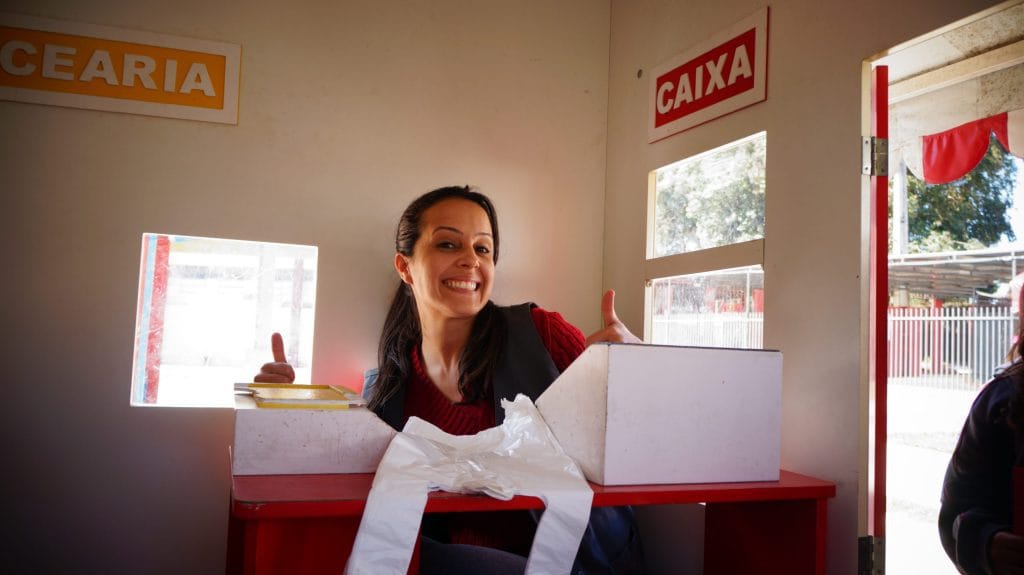 Dia de Compras na Gracetown - Notícias de Turma Escola Grace